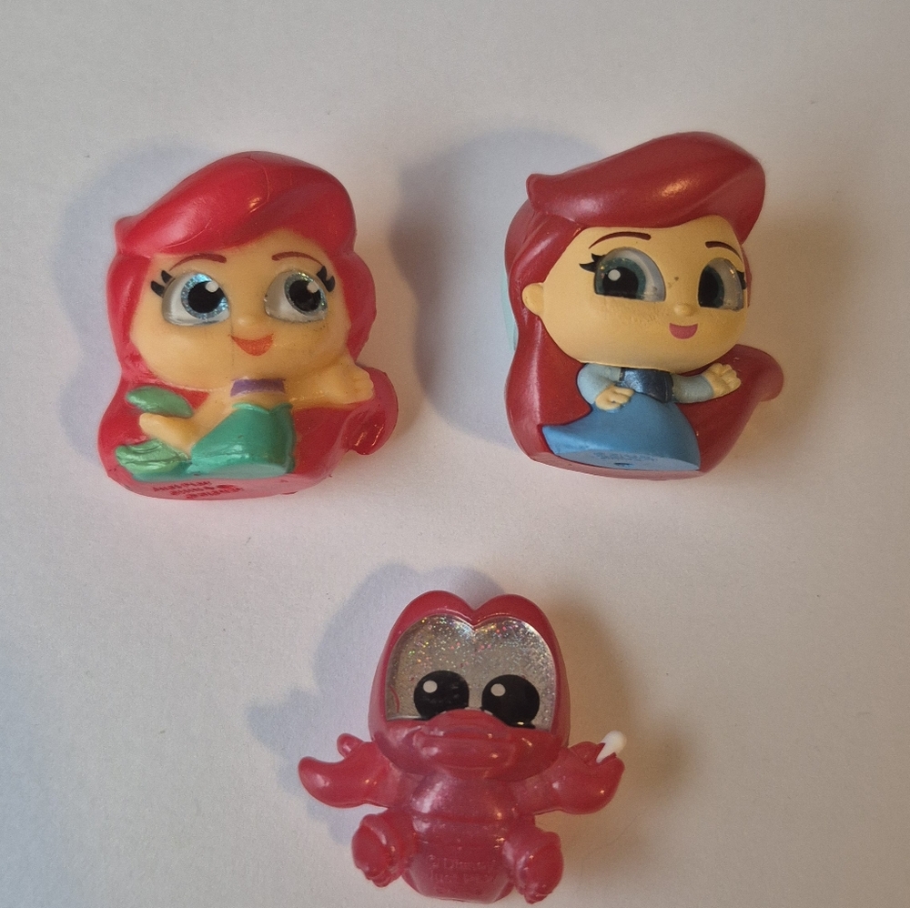 Disney doorables little mermaid